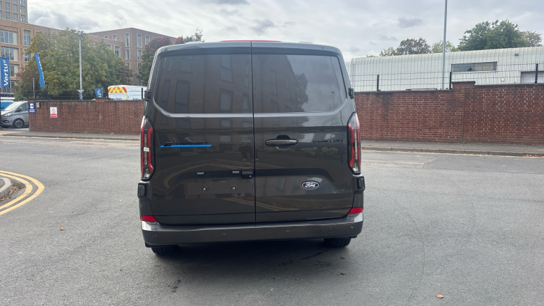 Ford Transit Custom E-320 L1 Rwd 100kW 65kWh H1 Van Limited Auto